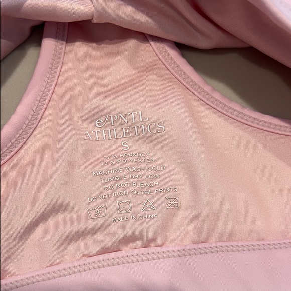 Divergent sports bra - Picture 3 of 3